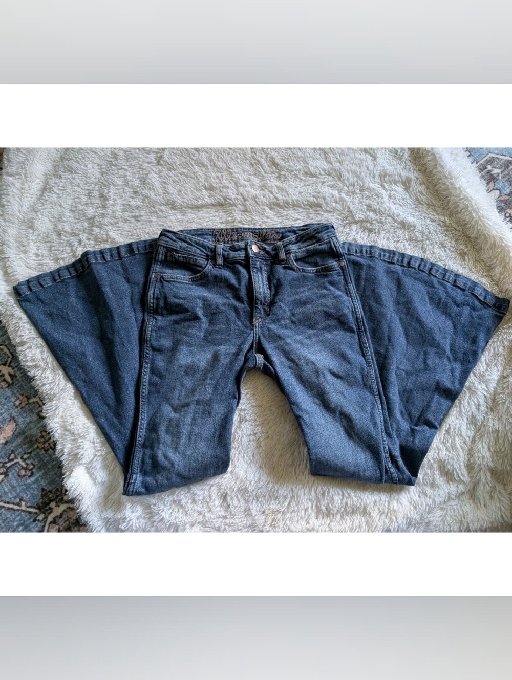 Wrangler High Rise Flare Dark Wash Denim Jeans Size 28x32